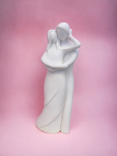 ST FR/072 STATUETTA COPPIA IN RESINA BIANCA cm 13 h CIRCA C/SCATOLA